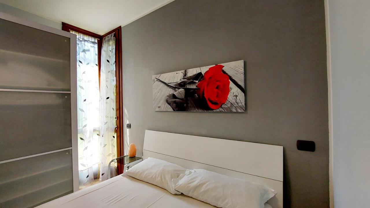 Colors Pool Apartment バルドリーノ エクステリア 写真